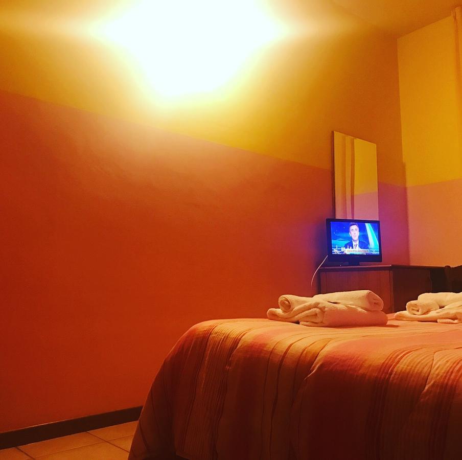 Hotel Pellegrino E Pace لوريتو المظهر الخارجي الصورة